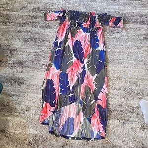 Women's strapless dress